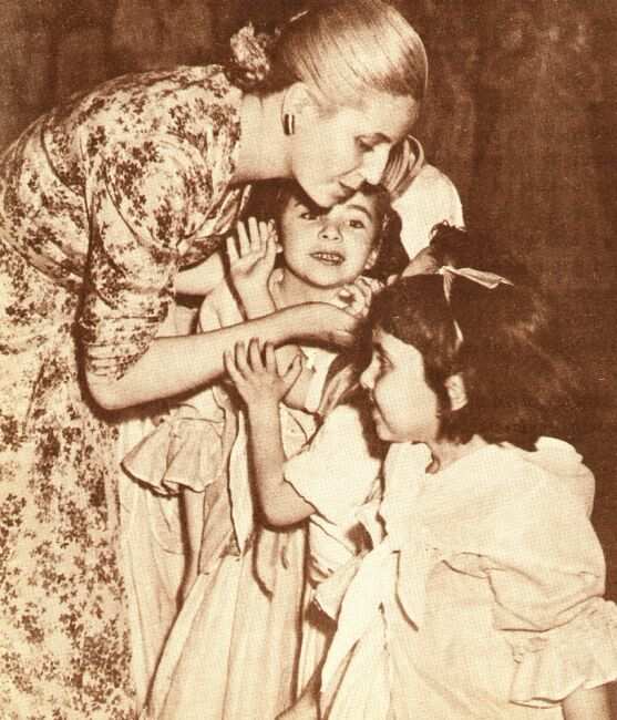 EVA PERON. HISTORIA DEL PERONISMO